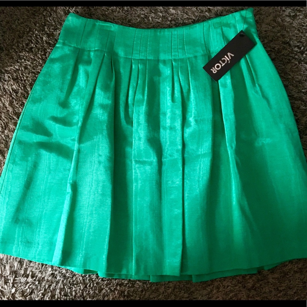 Victor pleated vintage style skirt emerald green
